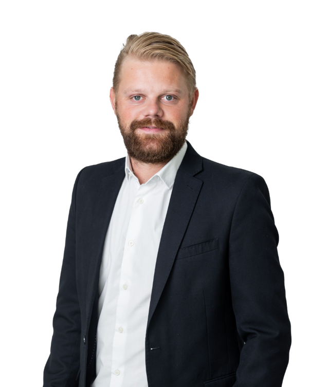 Luke  Kellett